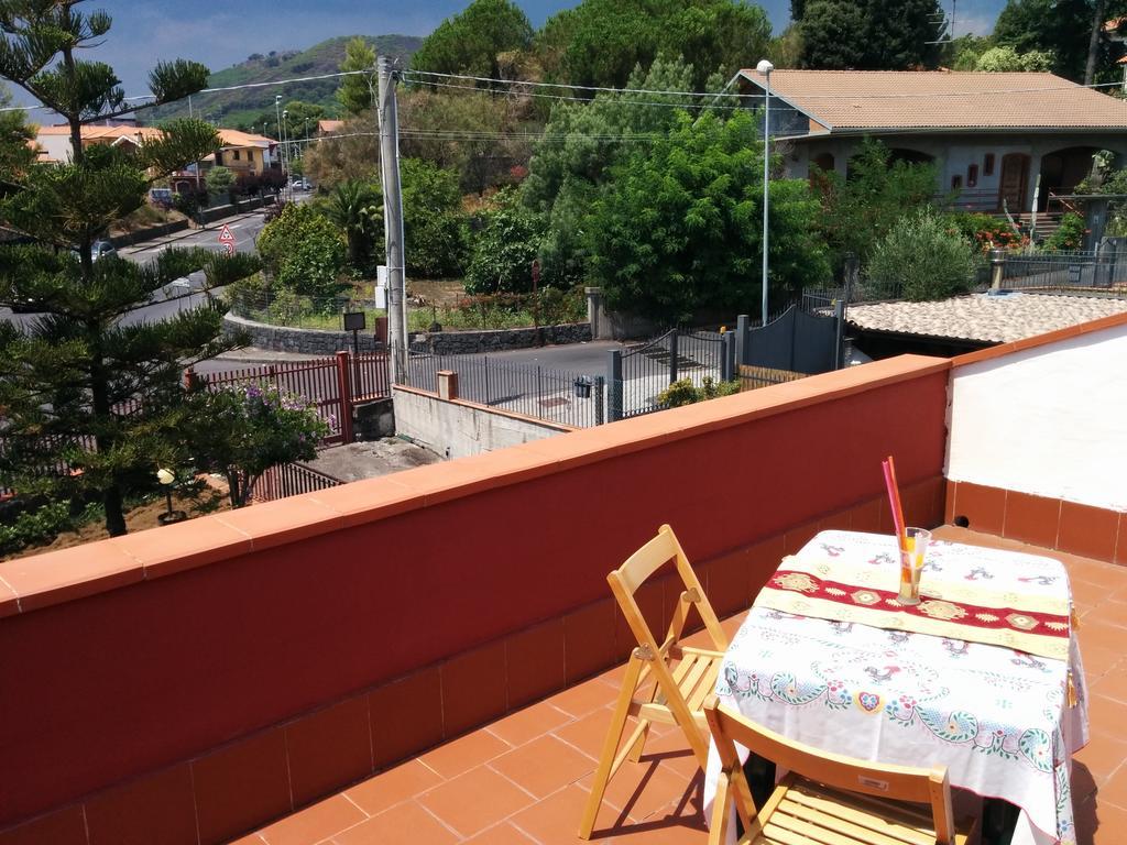 Casa Vacanze Volpe Dell'Etna Nicolosi Zimmer foto