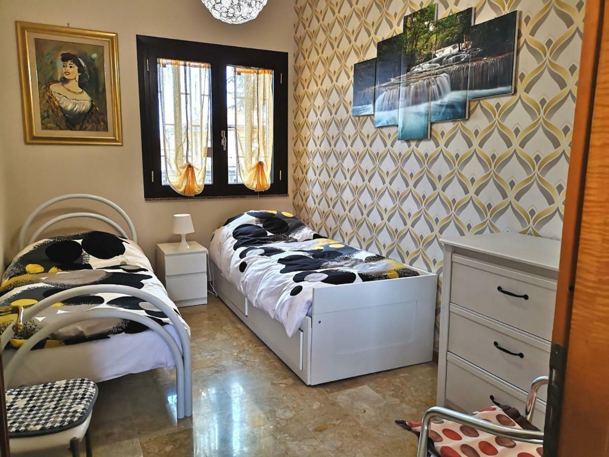 Casa Vacanze Volpe Dell'Etna Nicolosi Exterior foto